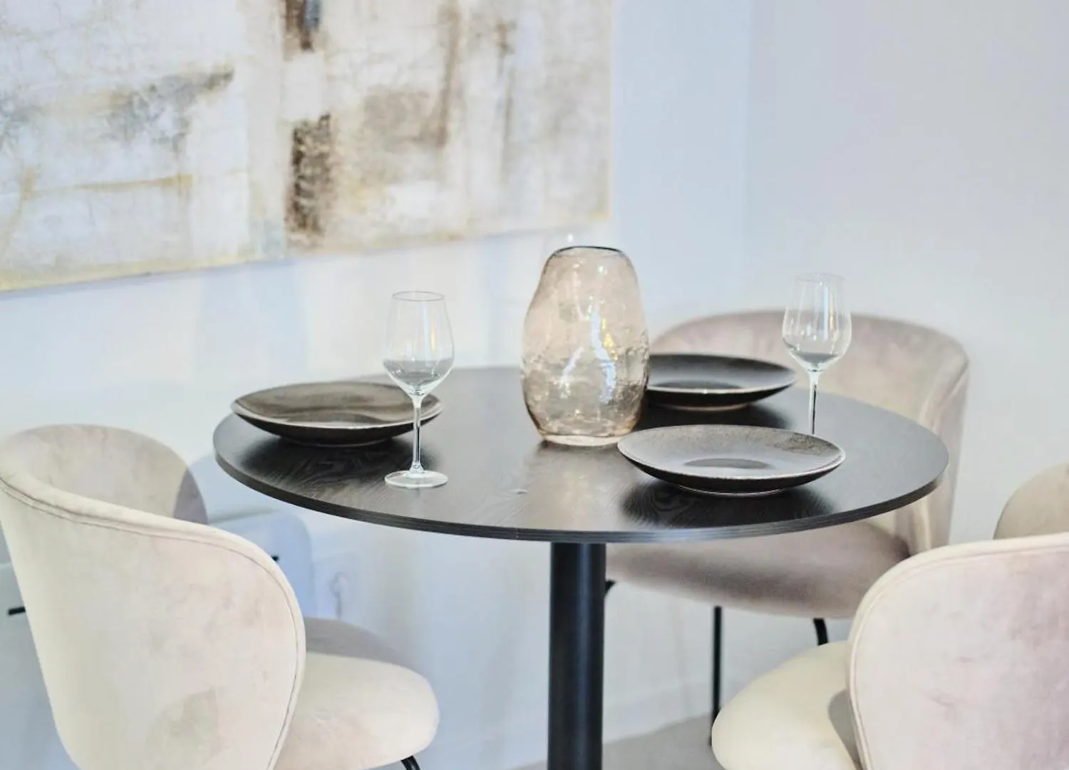 Bel Au Charme Parisien, Pour 6 Personnes